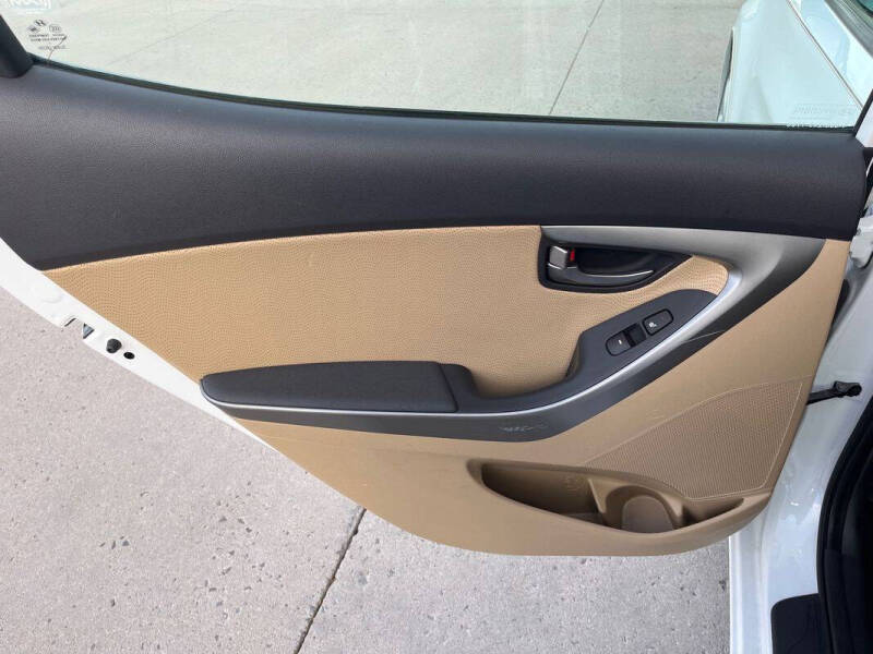 2012 Hyundai Elantra Limited