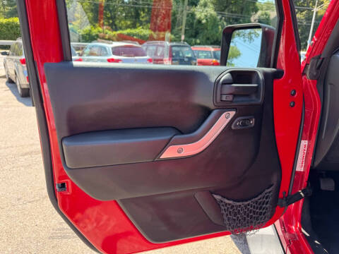 2012 Jeep Wrangler Unlimited Sahara