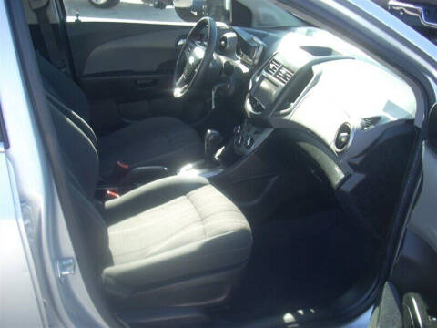 2016 Chevrolet Sonic LT Auto