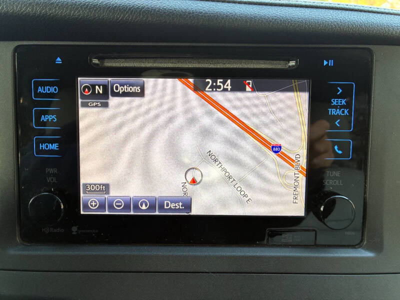 2015 Toyota Sienna XLE 8-Passenger