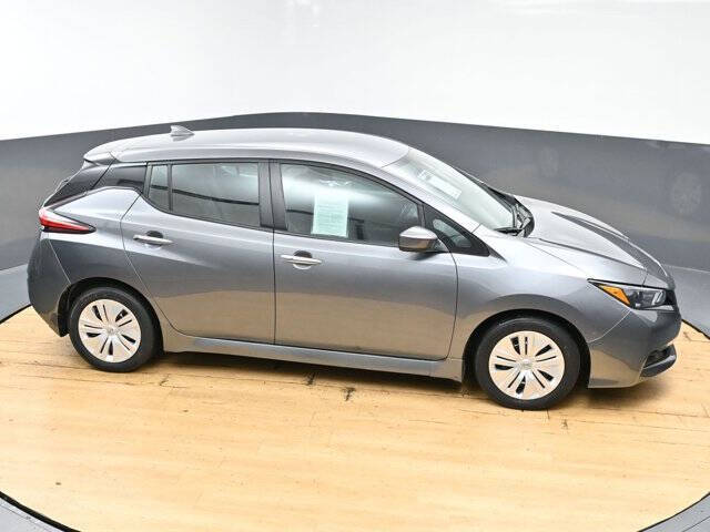 2023 Nissan LEAF S