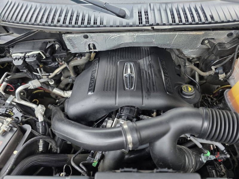 2016 Lincoln Navigator Select