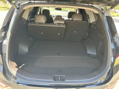 2019 Hyundai Santa Fe Ultimate 2.4L