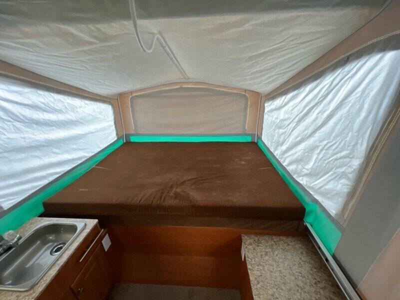 2010 Starcraft Marine 816