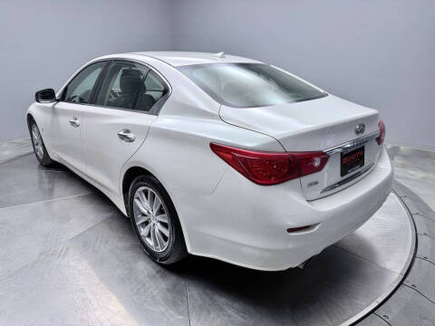 2015 Infiniti Q50