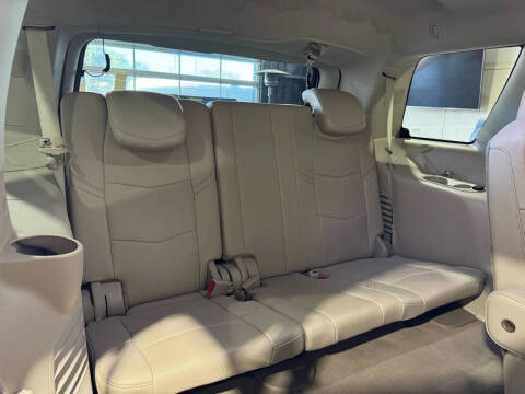 2015 Cadillac Escalade Luxury