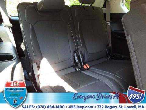 2021 Jeep Grand Cherokee L Laredo