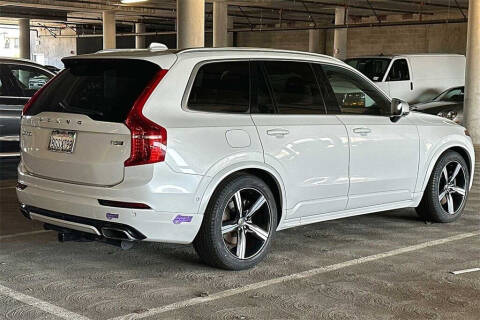 2019 Volvo XC90 T8 eAWD R-Design
