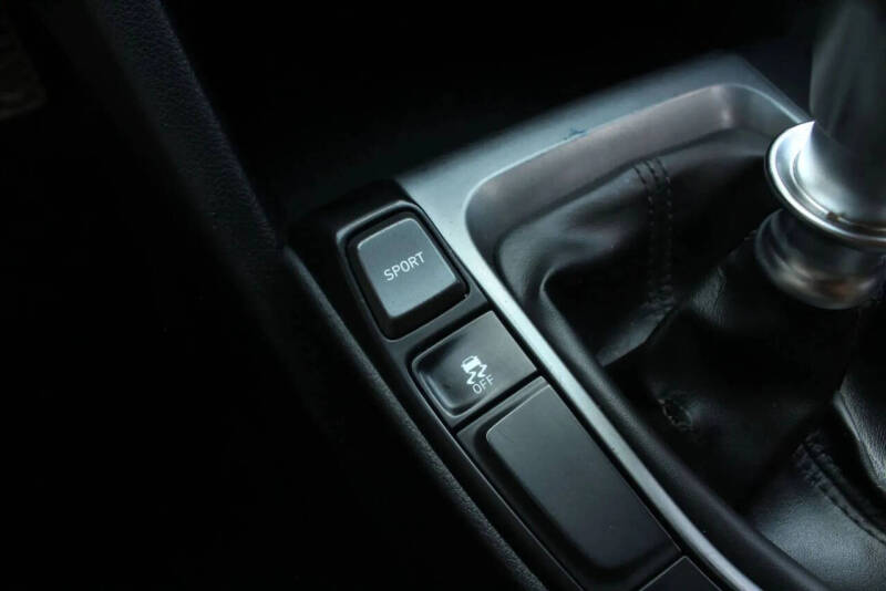 2019 Hyundai Veloster