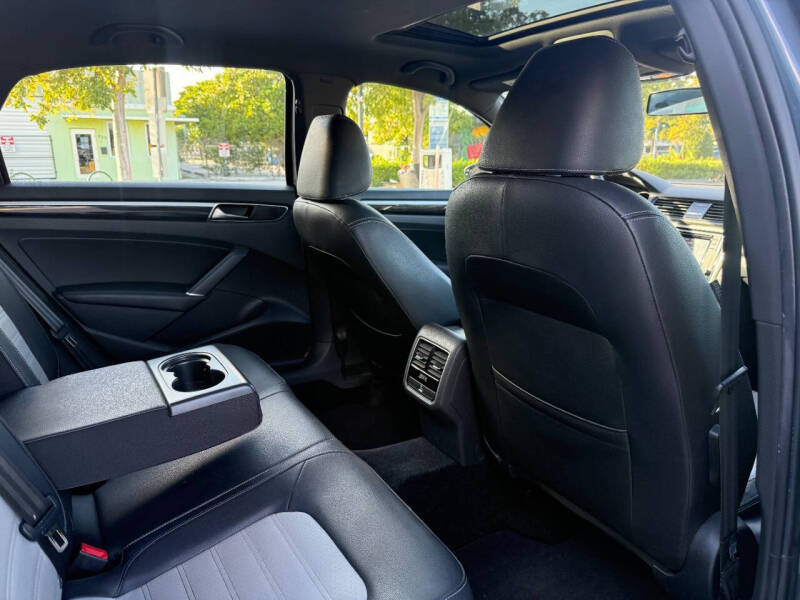 2018 Volkswagen Passat V6 GT