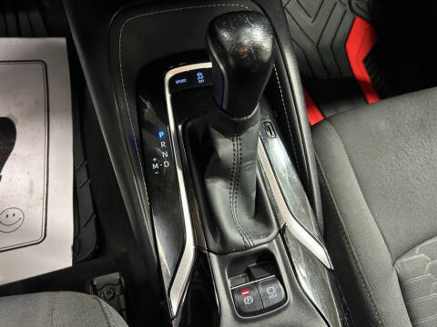 2022 Toyota Corolla Hatchback SE