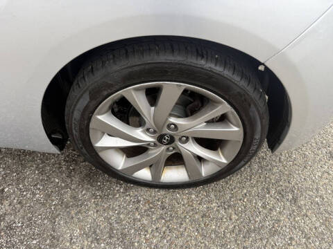 2017 Hyundai Veloster