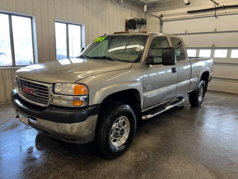 2002 GMC Sierra 2500HD for sale at Sand's Auto Sales in Cambridge MN