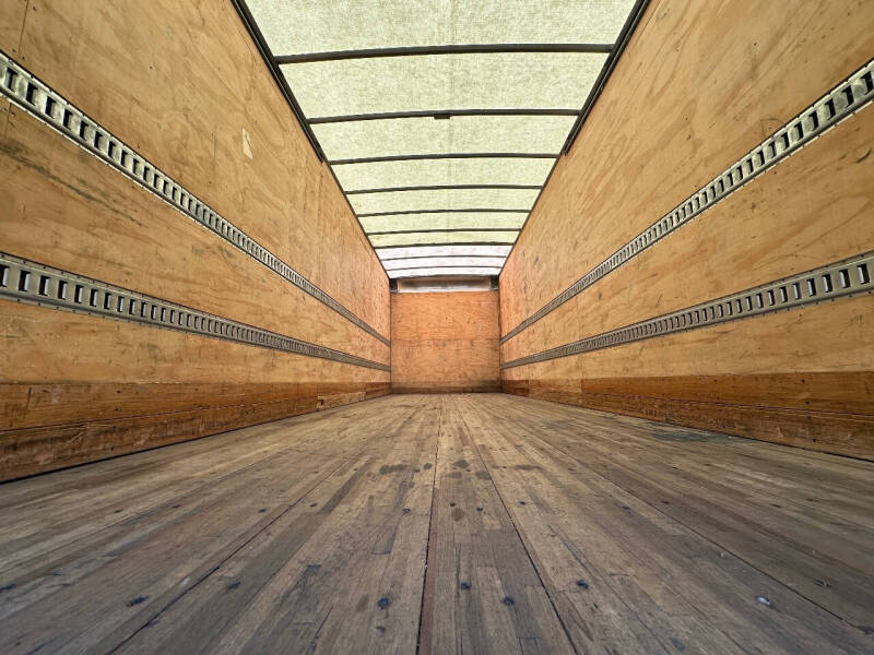 2022 Freightliner M2 106