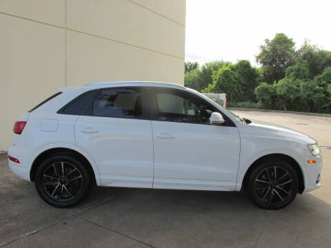 2017 Audi Q3 2.0T Premium