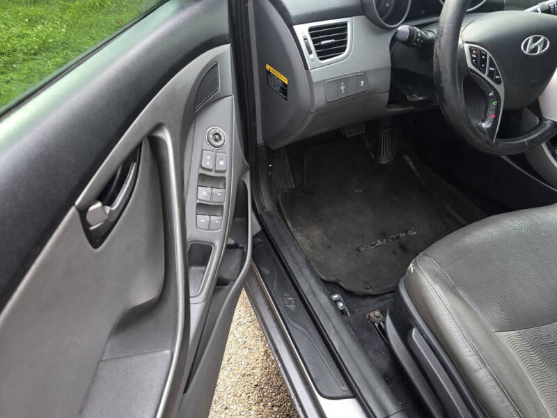 2011 Hyundai Elantra GLS