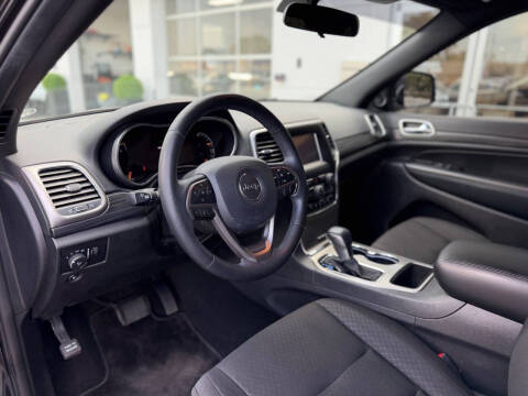 2019 Jeep Grand Cherokee Laredo