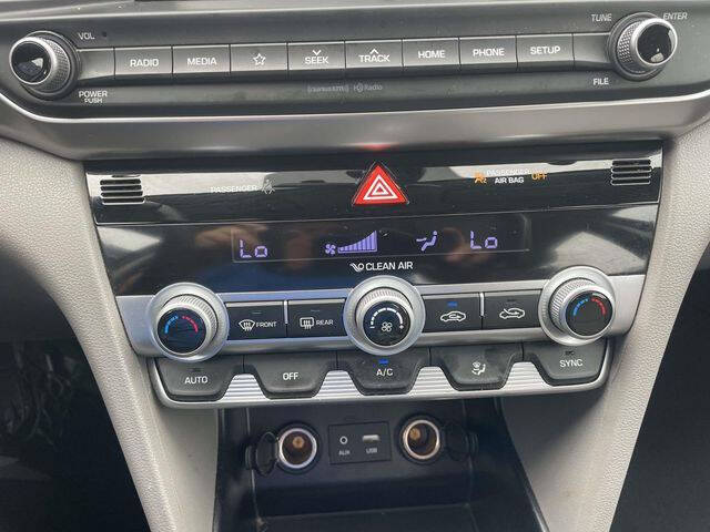 2020 Hyundai Elantra
