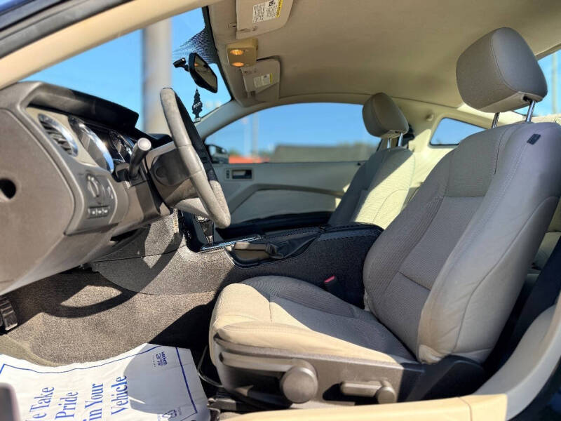 2011 Ford Mustang V6