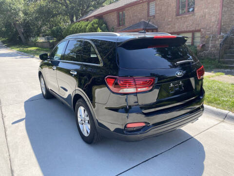 2020 Kia Sorento LX