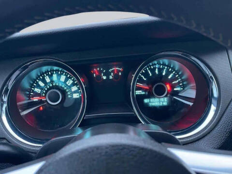 2014 Ford Mustang V6