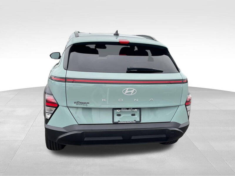 2025 Hyundai Kona SEL