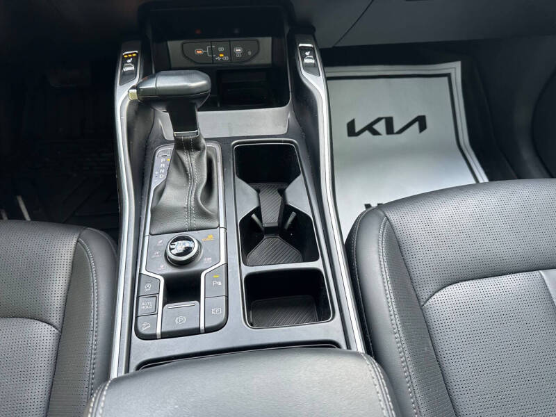 2024 Kia Sorento X-Line EX