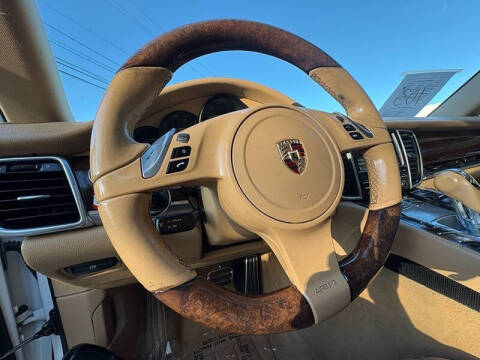 2011 Porsche Panamera 4