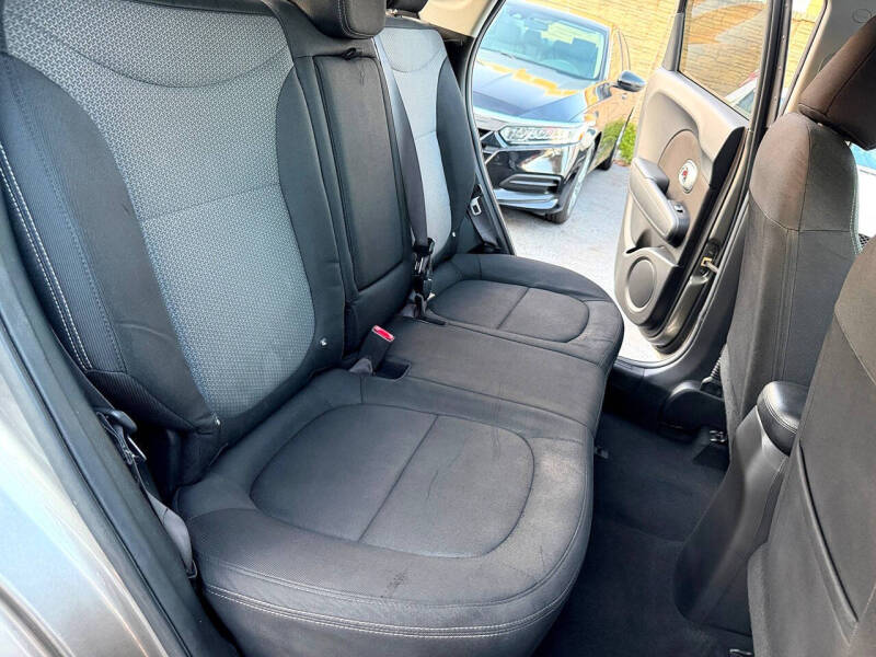 2019 Kia Soul +