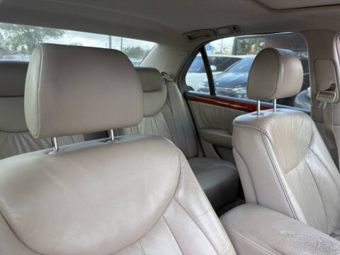 2002 Lexus LS 430