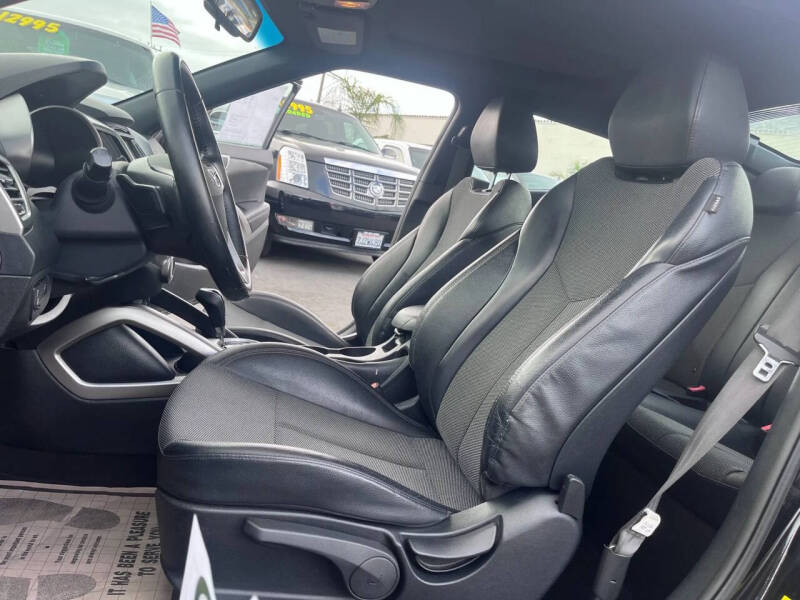 2016 Hyundai Veloster