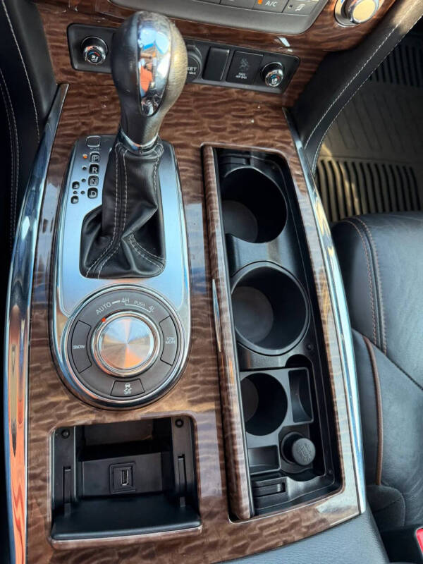 2017 Nissan Armada Platinum