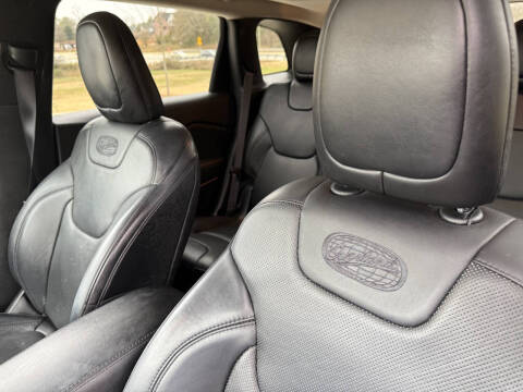 2017 Jeep Cherokee Overland