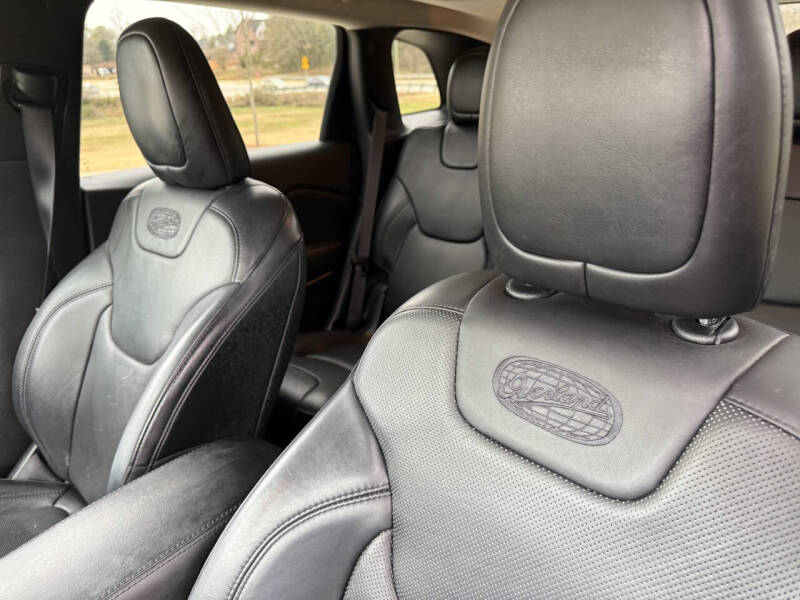 2017 Jeep Cherokee Overland