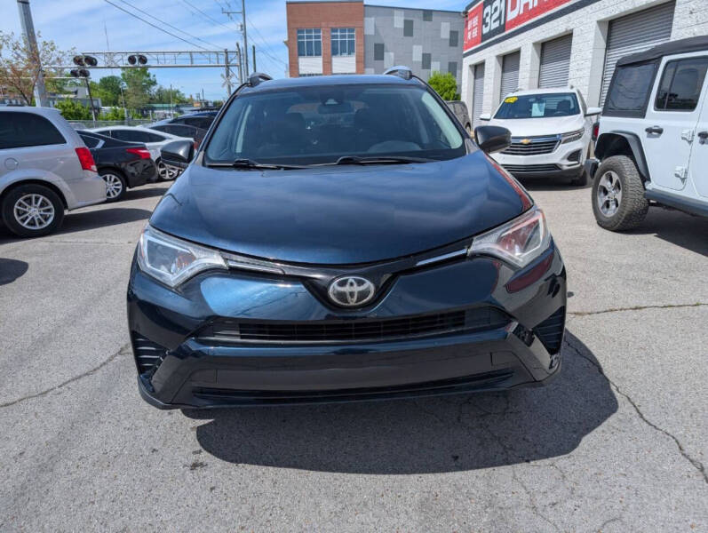 2017 Toyota RAV4 LE