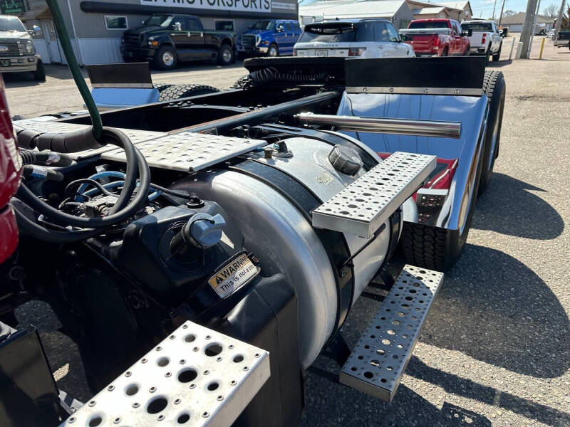 2019 Freightliner Cascadia