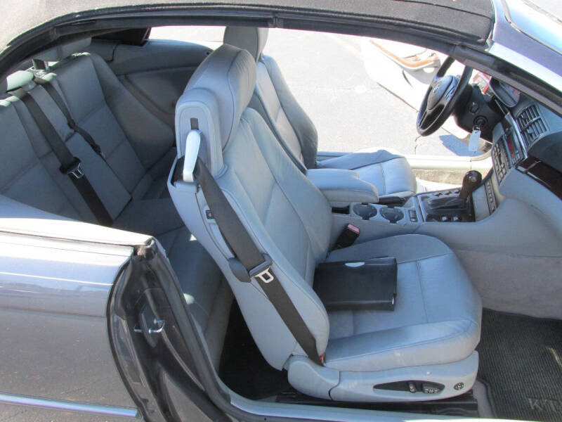 2005 BMW 3 Series 325Ci