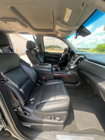 2017 GMC Yukon XL SLT