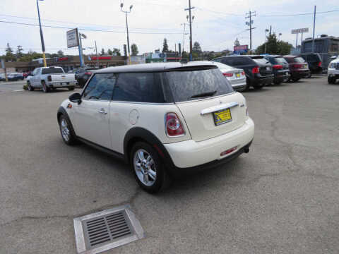 2011 MINI Cooper
