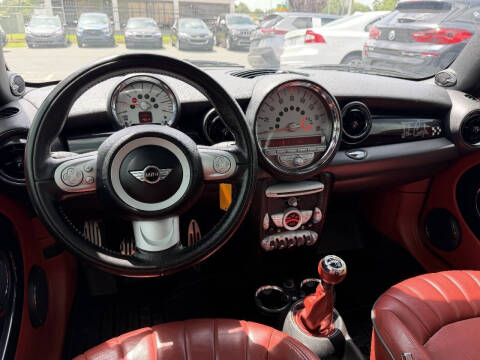 2010 MINI Cooper John Cooper Works