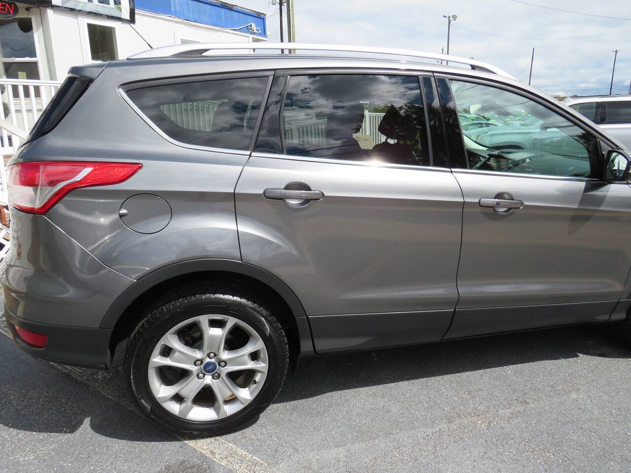 2014 Ford Escape for sale at Colbert's Auto Outlet in Hickory, NC