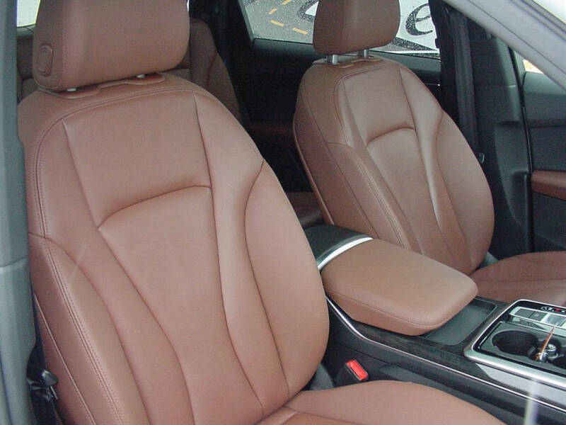 2021 Audi Q7 quattro Premium Plus 55 TFSI