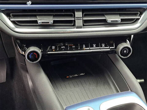 2026 Chevrolet Equinox EV LT 2