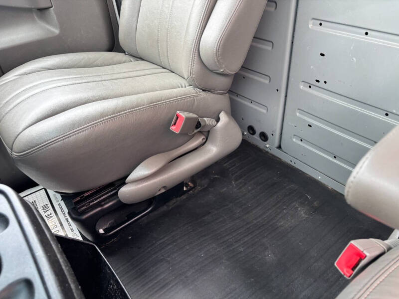 2017 Chevrolet Express 2500