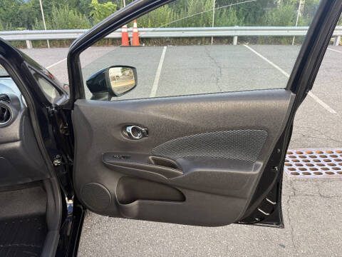2018 Nissan Versa Note SV