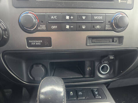 2012 Nissan Armada Platinum