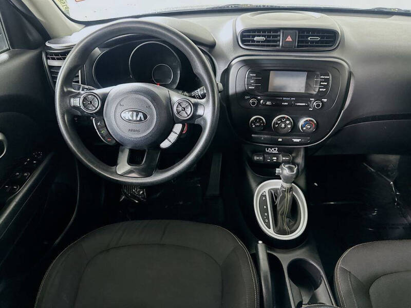 2015 Kia Soul +