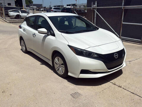 2023 Nissan LEAF for sale at Auto Center of Columbus in Columbus OH