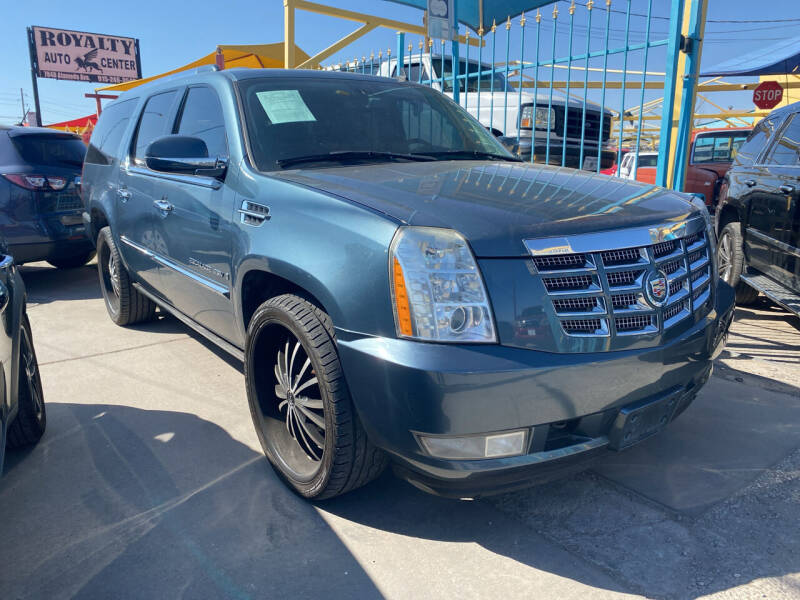 2008 Cadillac Escalade ESV for sale at Borrego Motors in El Paso TX