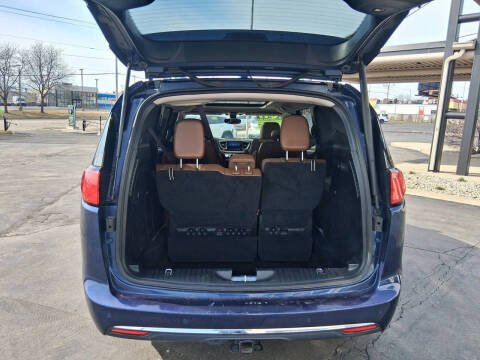 2017 Chrysler Pacifica Limited